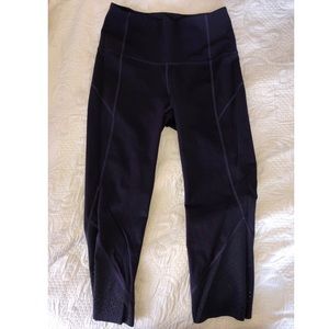 Lululemon dark purple crop size 6